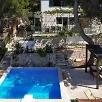 Sun Mistral Tatil Evi *